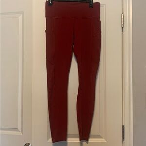 Lululemon Fast and Free 28 in Tight in Mulled Wine, Sz 8, Excellent Condition